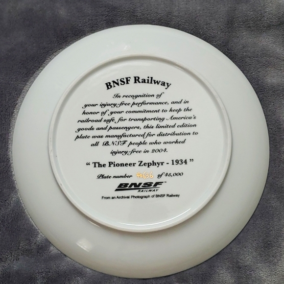 BNSF Railway 2004 The PIONEER ZEPHYR 1934 collector plate - Picture 5 of 6